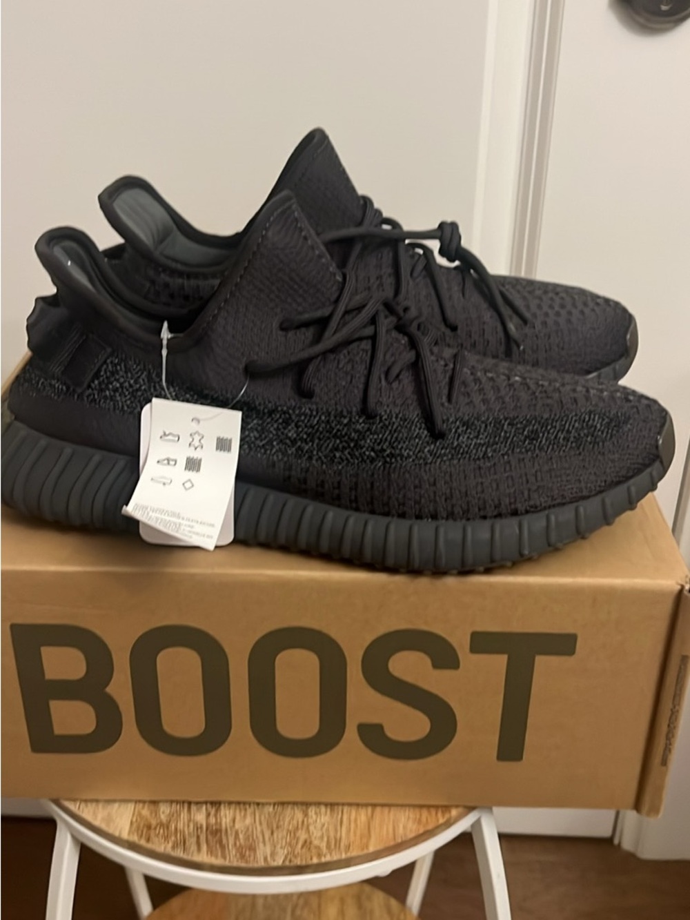 adidas Yeezy Boost 350 V2 Black Sneakers